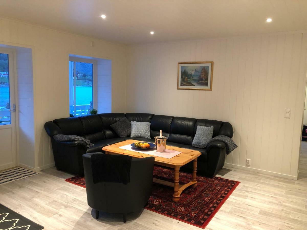 Balestrand Fjordapartments Экстерьер фото