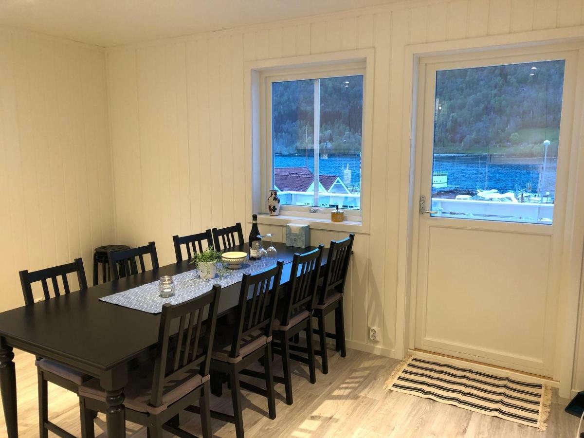 Balestrand Fjordapartments Экстерьер фото